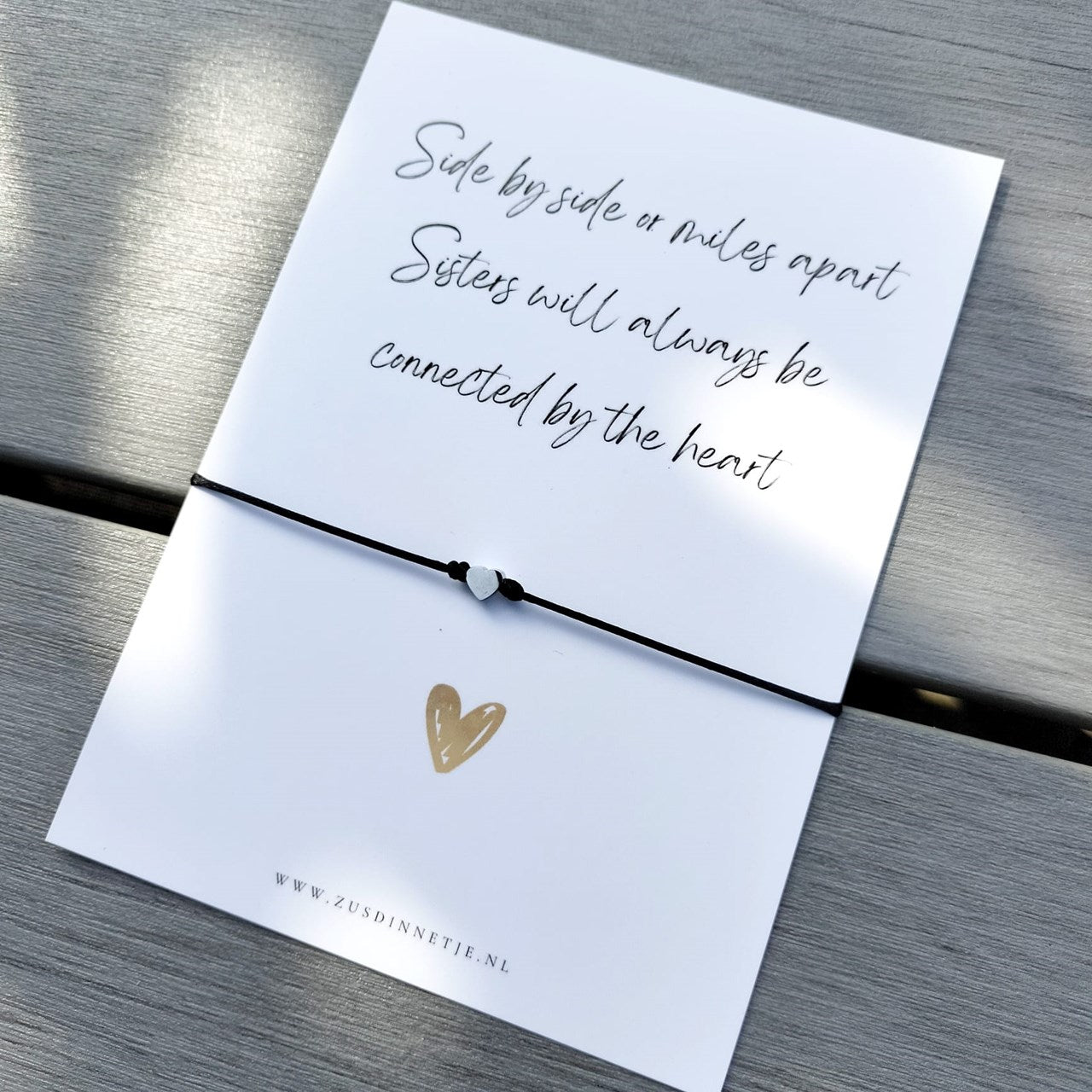 Satijnen Armbandje Connected By The Heart – Een Teken van Jullie Bijzondere Band