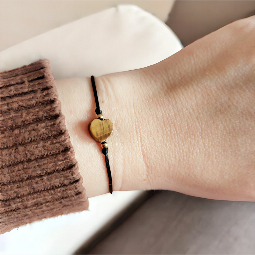 Satijnen Armbandje met Tijgeroog Hartje – Voor Kracht, Moed & Vertrouwen